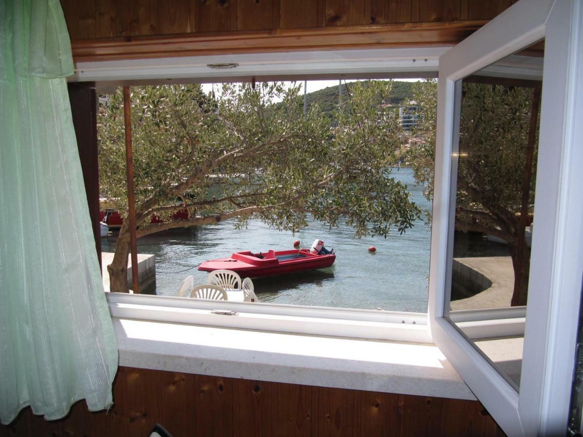 Apartmans And Rooms Dunjini Dvori Korčula Eksteriør billede