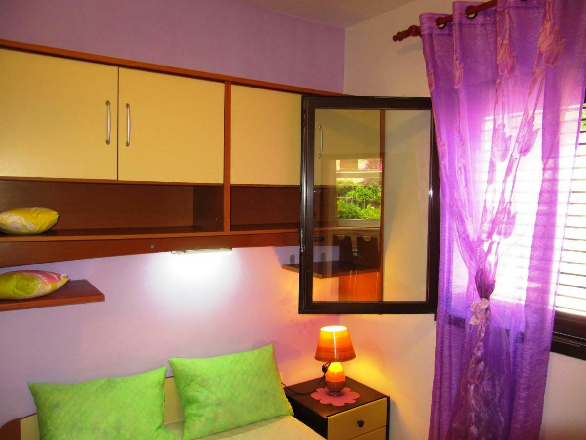 Apartmans And Rooms Dunjini Dvori Korčula Eksteriør billede