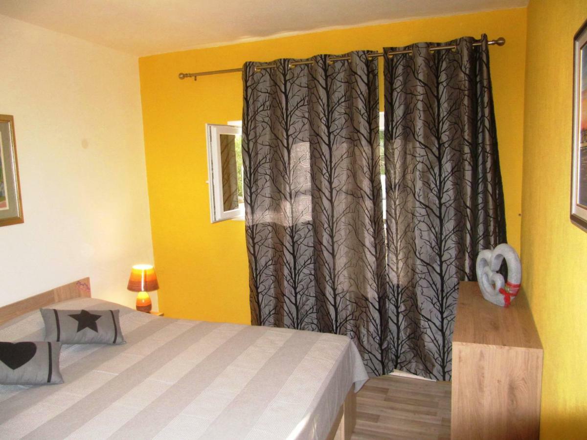 Apartmans And Rooms Dunjini Dvori Korčula Eksteriør billede